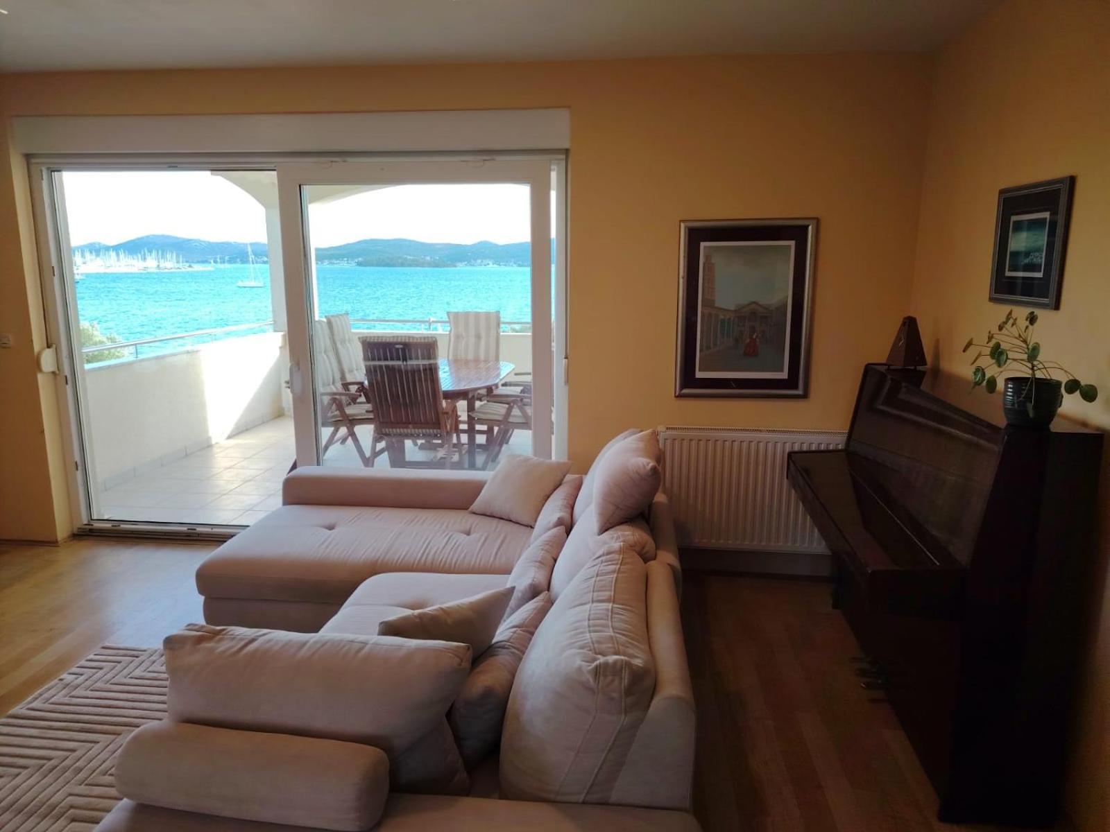Luxury Beach Apartment ビオグラード・ナ・モル エクステリア 写真