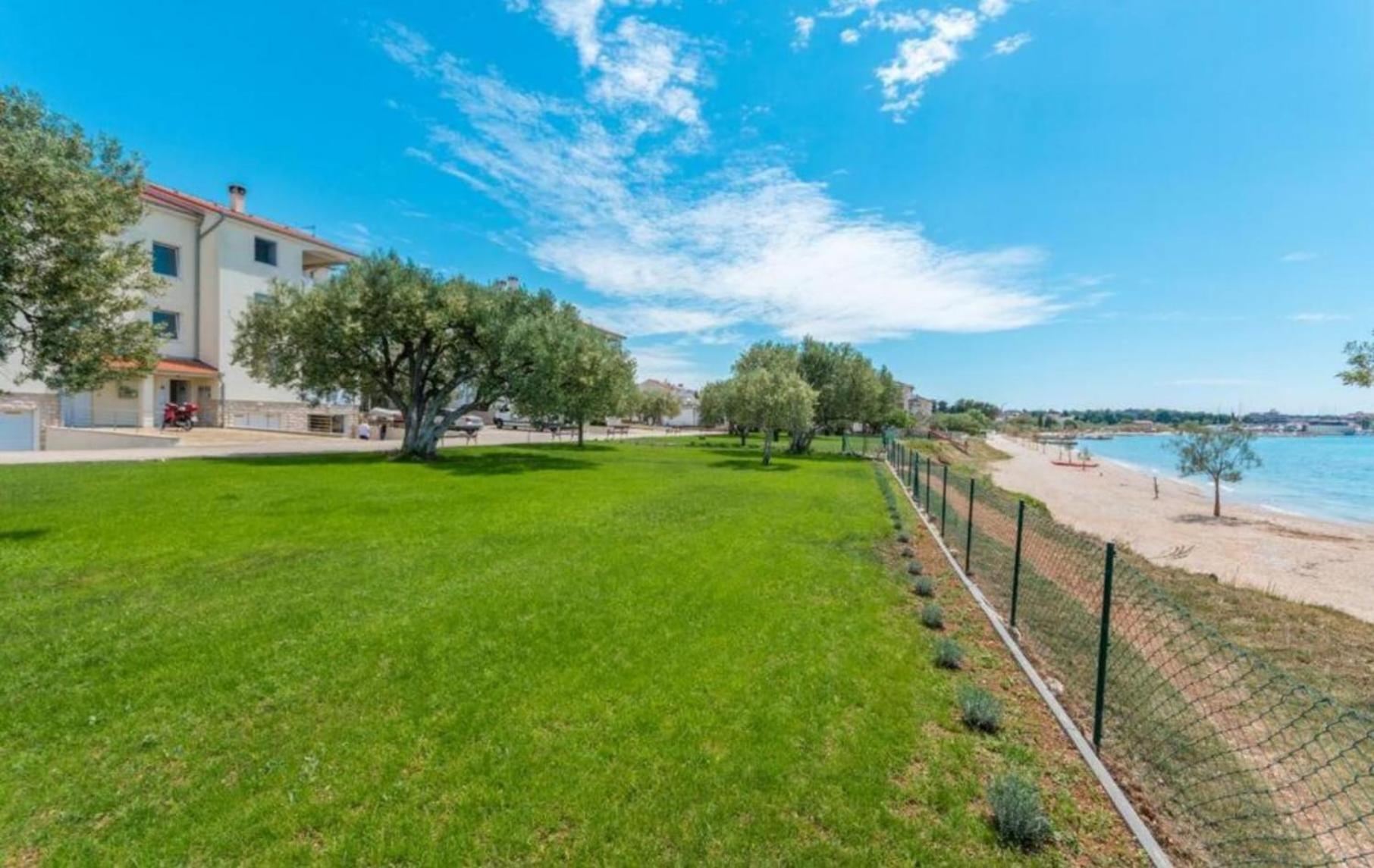 Luxury Beach Apartment ビオグラード・ナ・モル エクステリア 写真